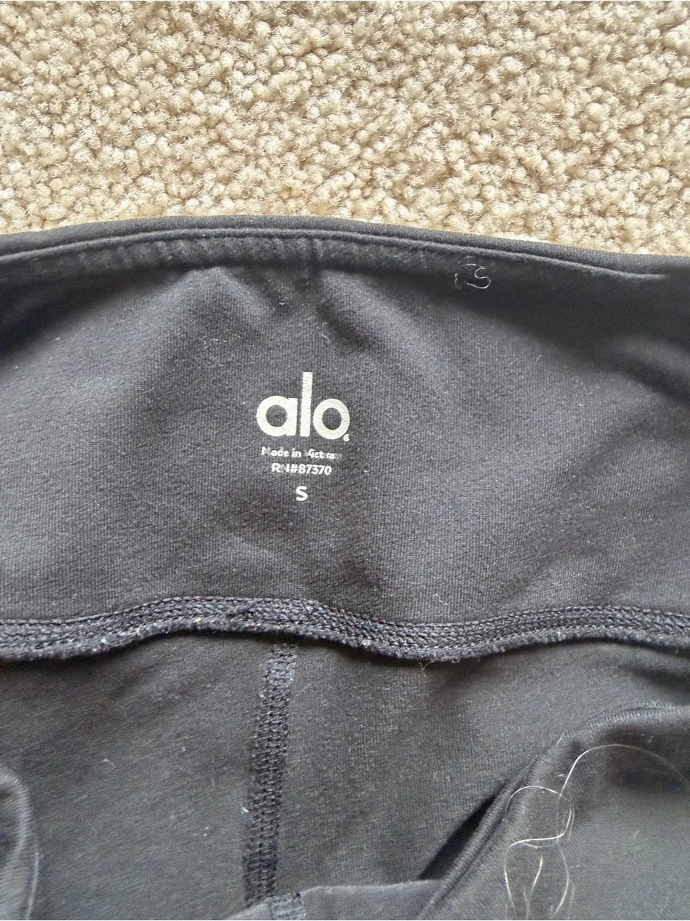 ALO Yoga womens Black Leggings with Ribbed Lower Panels